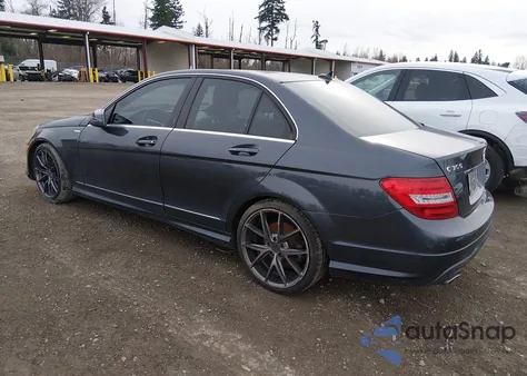 2013 Mercedes-Benz C 300 Sport 4Matic из США, поврежденный, VIN WDDGF8AB9DR258312